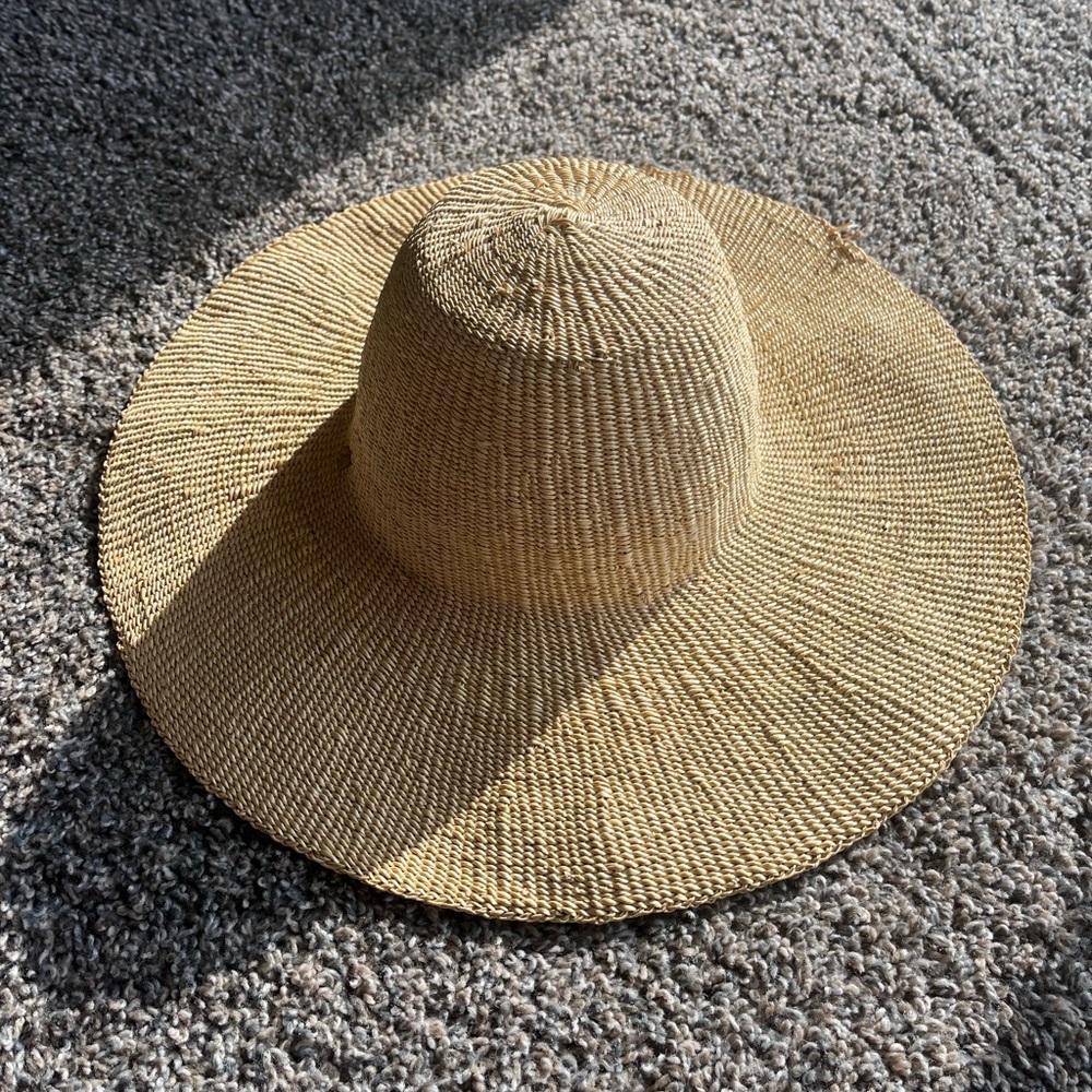 BOLGA Wide Brim Sunhat Handmade Woven Elephant Grass Hat